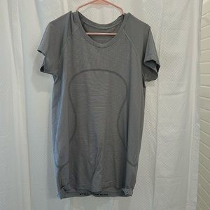 Lululemon short sleeve swiftly tech
